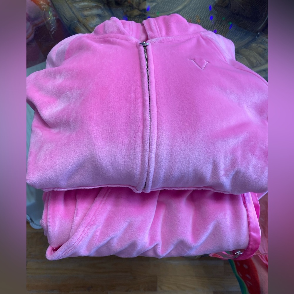 🌹GORGEOUS LiKE NEW VS BARBIE PINK SUPER SOFT VELOUR ZIP JACKET & PANTS LARGE 🌹